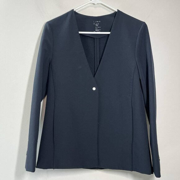ADAY Strategy One Snape Button Blazer in Navy Blue - Picture 2 of 9